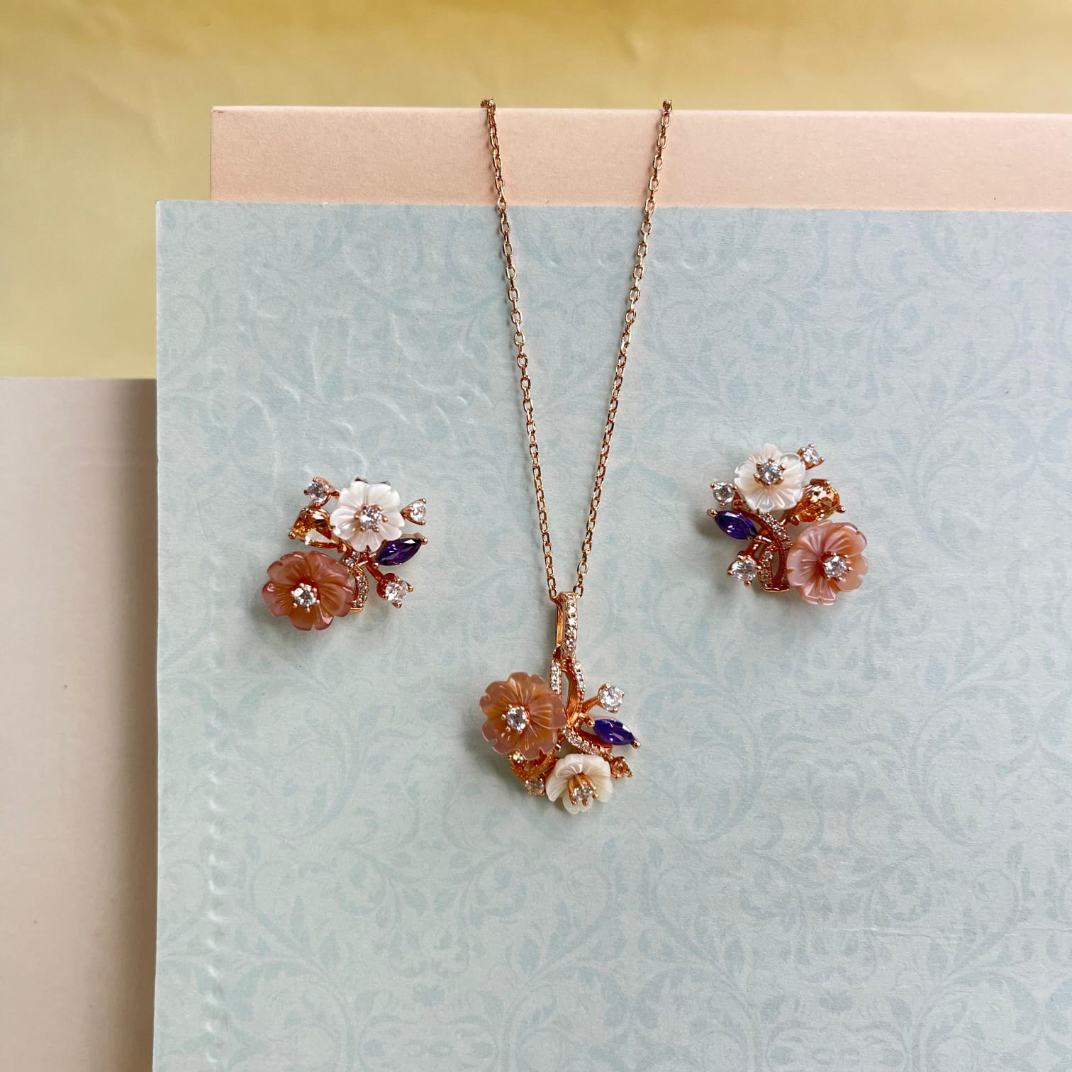 Fiori di Luce 🌸✨ (Flowers of Light)